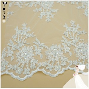 nuovo design 2015 <span class=keywords><strong>tulle</strong></span> <span class=keywords><strong>bianco</strong></span> da sposa <span class=keywords><strong>ricamato</strong></span> con filo tessuto di pizzo di perline - Product Image 2