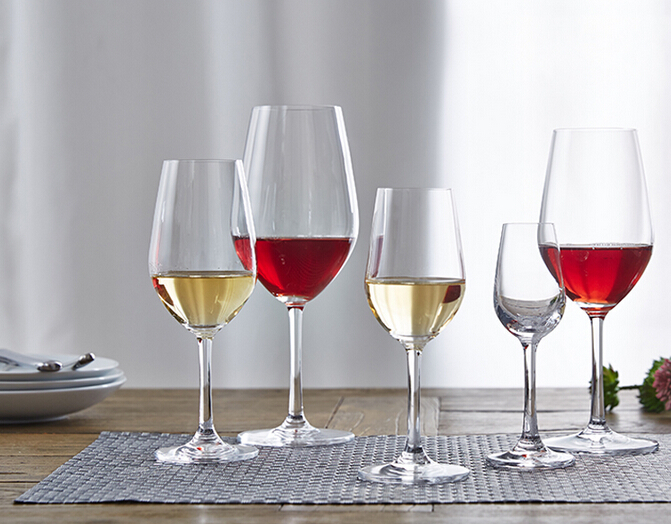 Haonai LFGB approved clear wine goblet glasses crystal wine glass for party