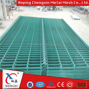 ISO: 9001 <span class=keywords><strong>Vert</strong></span> PVC enduit V-plis Soudés <span class=keywords><strong>Grillage</strong></span> à vendre - Product Image 1