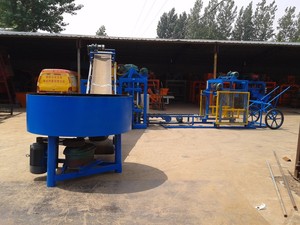 Casa de construcción de aislamiento máquina de bloques, QT4-25D bloque de cemento automática haciendo precio de la máquina - Product Image 3