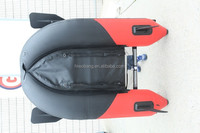 Bote Inflable Económico Color Rojo, Bote Pequeño con Bolsa, Remo, Bomba de Pie y Kit de Reparación