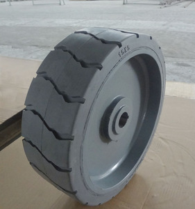 Rueda de elevación de tijera, 15x5 Genie 105454 Genie GS2646 GS3246, neumático 15X5 - Product Image 5