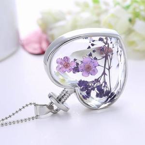 Collar de cristal transparente con forma de corazón para mujer, creativo, medallón flotante de flores secas