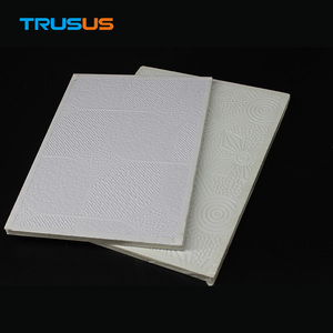 Panneaux muraux <span class=keywords><strong>de</strong></span> salle <span class=keywords><strong>de</strong></span> bain imperméables <span class=keywords><strong>de</strong></span> 12 pouces approuvés CE, panneaux <span class=keywords><strong>de</strong></span> plafond en plâtre <span class=keywords><strong>acoustique</strong></span> recouverts <span class=keywords><strong>de</strong></span> feuille <span class=keywords><strong>de</strong></span> fibre <span class=keywords><strong>de</strong></span> verre renforcée - Product Image 2