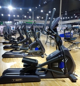 Elliptique avec écran tactile FIBO 2018 - Product Image 3