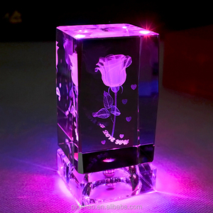 Hình Ảnh 3D Laser Khắc Khối Bình Pha Lê Với Đế Đèn <span class=keywords><strong>LED</strong></span> - Product Image 2