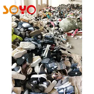 Top Quality Cheap Wholesale Bulk SecondHand Used Soccer Shoesキロ