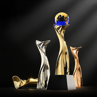 Prix de la terre bleue de conception créative 2023, prix du trophée de la boule de cristal bleue