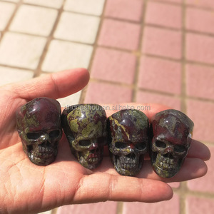 Groothandel Hand Carving Natuurlijke Dragon Bloed Steen Quartz Crystal Skull Smart Ring - Product Image 4