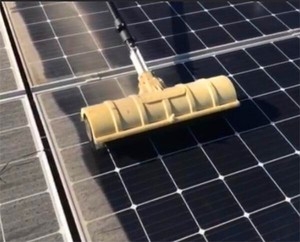 SOEASY CQ25 Équipement de nettoyage de panneaux solaires Station de mégawatt efficace Outil de lavage Pv pour fermes solaires à grande échelle - Product Image 6