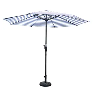 Ultimo disegno del pannello solare di vendita caldo beach ombrello con la banca di potere