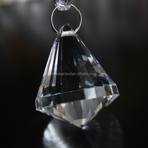 Commercio all'ingrosso Clear Color 40mm Vetro Piramide Di Cristallo <span class=keywords><strong>Per</strong></span> <span class=keywords><strong>Lampadario</strong></span> <span class=keywords><strong>Accessori</strong></span> - Product Image 1