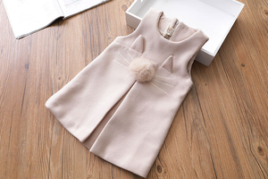 Vestito Invernale in Lana per Bambina, Senza Maniche con Gattino Tridimensionale - Product Image 6