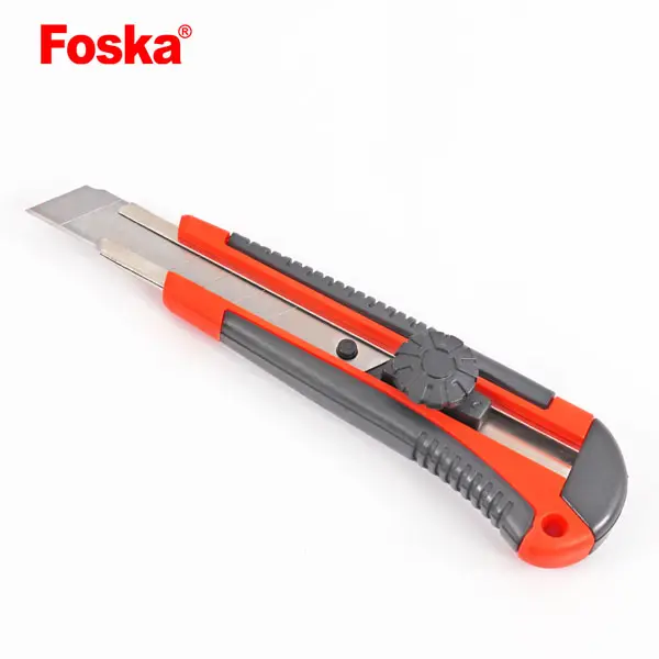 Popular Colorful Plastic Cutter Knife Cutter with One Hidden Refill Blade