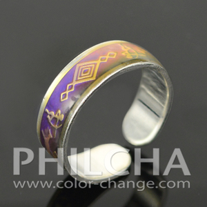 Anillo de banda de humor de cambio de color de puño de metal con patrón egipcio - Product Image 3