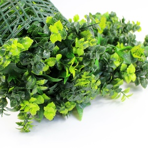 人造草绿墙 -- 家庭花园装饰，室内和室外郁郁葱葱的绿色植物墙 - Product Image 3