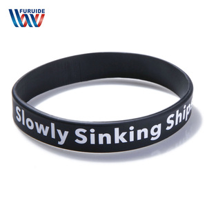 Alexis bittar Boho Vòng đeo tay thời trang lớn màu đen và UV thay đổi dây đeo cổ tay Silicone hình ảnh gua dây đeo cổ tay - Product Image 5