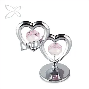 คริสตัลคราฟต์ ของตกแต่งรูปหัวใจคู่สุดโรแมนติก ประดับคริสตัลเจียระไนแบบบริลเลียนต์ ของขวัญงานแต่งงานสำหรับแขก กล่องของขวัญสลักเลเซอร์ ผลิตในจีน - Product Image 1