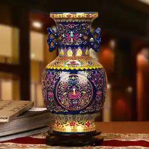 中国の古典的な手作りのファミールローズセラミック花瓶磁器花瓶2つの耳