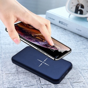 En gros Recharge Rapide Banque <span class=keywords><strong>D</strong></span>'alimentation Sans Fil 10000 Mah <span class=keywords><strong>Qi</strong></span> Intelligent Petit Mini Banque De Puissance Sans Fil - Product Image 2