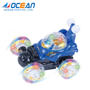 Voiture de cascade télécommandée 5CH avec roue arrière rétractable, 7 lumières colorées et 3 sons - Product Image 1