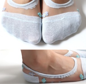 Summer Spring Flower Pattern Invisible Boat Beautiful Transparent Ladies Fancy Lace No Show Socks for Women - Product Image 5