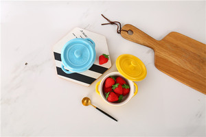 Usine en gros de haute qualité moderne <span class=keywords><strong>pas</strong></span> <span class=keywords><strong>cher</strong></span> rond en céramique casserole avec couvercle - Product Image 3