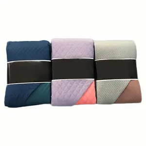 Colcha ultrasónica de microfibra con borde, colcha de microfibra en relieve multicolor, sólida e estampada, suministro de fábrica