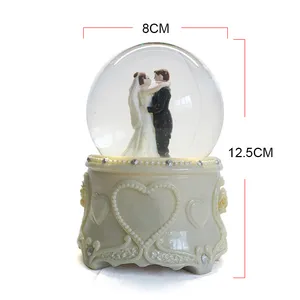 Recuerdo personalizado para parejas de boda, globo de nieve de cristal personalizado, decoración del hogar, regalo de recuerdo