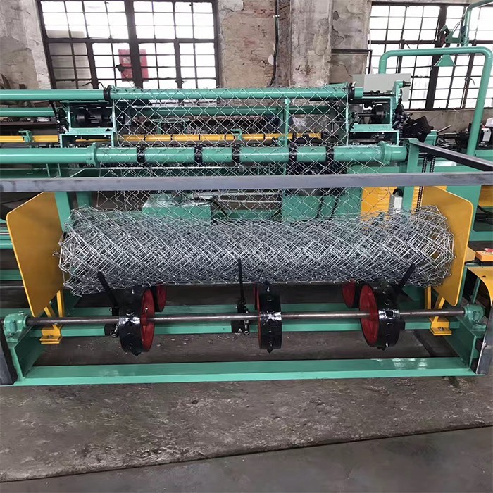 Б/у машина для изготовления ограждения из звеньев цепи, Шри-Ланка, длительный срок службы, машина для забора из звеньев цепи, машина для забора из двойной проволоки