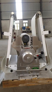 <span class=keywords><strong>Laminoir</strong></span> à pâte automatique <span class=keywords><strong>de</strong></span> <span class=keywords><strong>table</strong></span>, petite machine à rouler la pâte pliable - Product Image 6