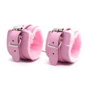 Peluche in pelle nero rosso rosa manette bondage giocattoli per coppie