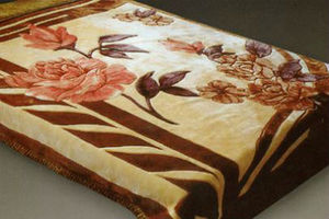 Manta de poliéster 100% de tamaño Queen hecha en India, estampado Floral de un lado, estilo agleriano, visón real, cálido, acogedor, cómodo, a rayas - Product Image 3