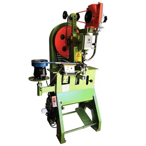 <span class=keywords><strong>Machine</strong></span> de poinçonnage et de rivetage d'oeillet en plastique JZ-989G2 automatique pour la bâche de PE - Product Image 2