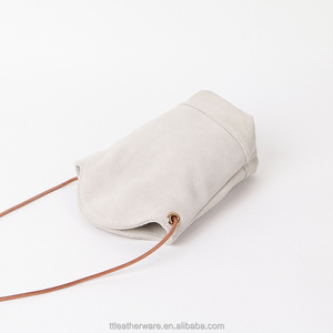 Bolso pequeño para teléfono de mujer, bandolera de piel de ante - Product Image 5