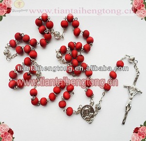 Chapelet de roses, collier de chapelet parfumé aux roses avec entretoise en alliage en forme de rose, chapelet avec pièce centrale du pape François - Product Image 1