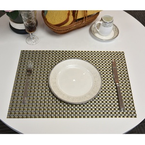Oro <span class=keywords><strong>tovagliette</strong></span> <span class=keywords><strong>IN</strong></span> <span class=keywords><strong>PVC</strong></span> tavolo da pranzo stuoia di calore pad di isolamento pp tovaglietta royal Coaster decorazione della casa <span class=keywords><strong>tovagliette</strong></span> <span class=keywords><strong>in</strong></span> <span class=keywords><strong>pvc</strong></span> - Product Image 6