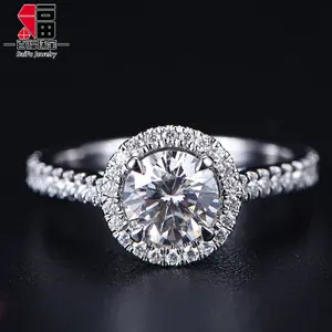 18K oro halo impostazione di un carato rotondo moissanite anello per la cerimonia nuziale - Product Image 1