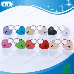 2024 ולנטיין מתנת יום אהבה לב אדום <span class=keywords><strong>padlock</strong></span> פמוט קוראזון עשוי סגסוגת אבץ עמיד - Product Image 6