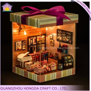 Abordable à la main avec la lumière et meubles miniature dollhouse cadeaux saint valentin - Product Image 4