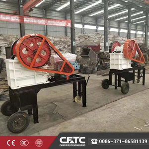 2-6ตัน/Hr ขนาดเล็กแบบพกพาดีเซลเครื่องยนต์หินแกรนิตควอตซ์ Rock Jaw Crusher ออสเตรเลีย