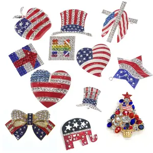 Bandiera americana strass di cristallo a forma di cuore fiocco 4 luglio USA croce bandiera patriottica Independence Day Pin spilla