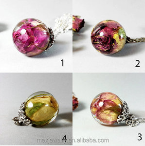 2016 Fashion Crystal clear Resin Botanical <strong>Pressed</strong> Real <strong>Flower</strong> Rosebud Pendant <strong>Necklace</strong> - Product Image 5