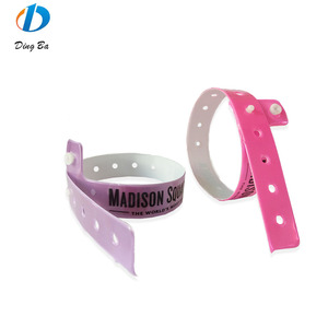 Vòng Đeo Tay Nhận Dạng Thẻ VIP Bằng Nhựa Vinyl PVC Bảo Mật Giá Rẻ - Product Image 6