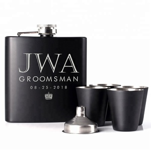 Gravura personalizada 6oz Matt Black aço inoxidável Hip Flask Gift Set com 4pcs Shot Glass - Product Image 1