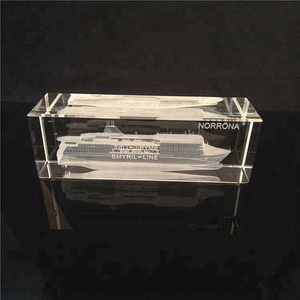 Diseño moderno 3D láser cubo de cristal nave cristal grabado láser bloque cubo con el mejor precio - Product Image 1