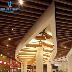 2022 Goedkope Prijs Indoor Decoratie Houtnerf Aluminium U-vorm Plafond Tegels