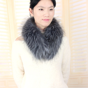 2025 personnalisé hommes femmes hiver chaud Faux <span class=keywords><strong>renard</strong></span> fourrure de raton laveur col étole longue écharpe châle - Product Image 6