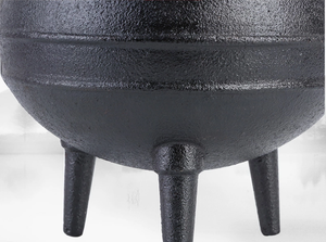 Équipement de restaurant, cuisine, potjie en fonte à 3 pieds avec couvercle - Product Image 4