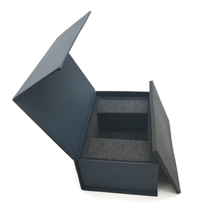 Small flip wholesale magnetic paper gift box cardboard custom box with insert